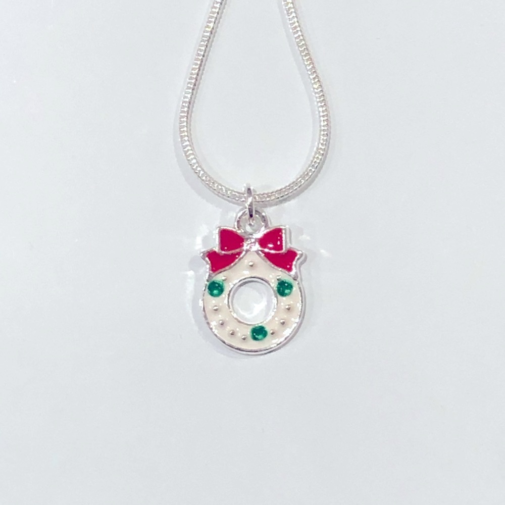 Christmas Wreath Pendant Necklace